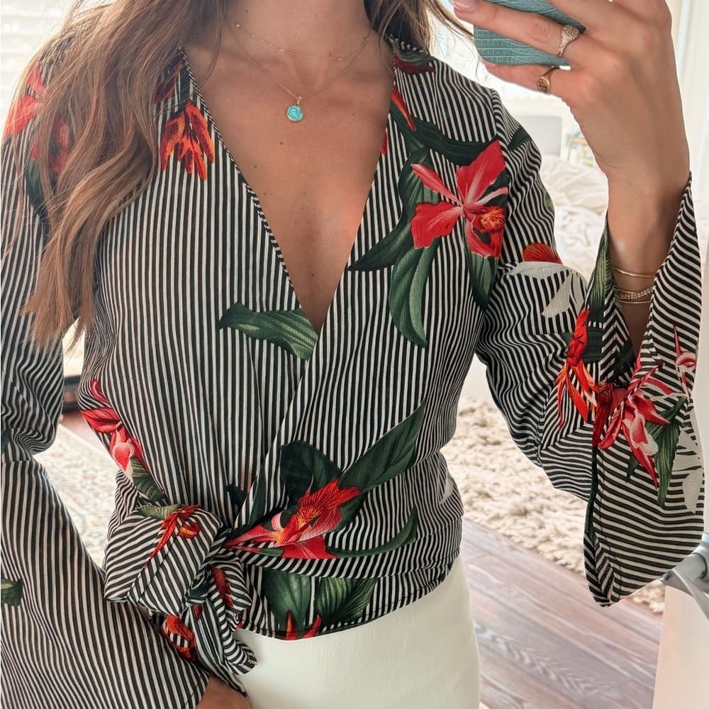 GIRL IN MIND Black & White Striped Tropical Print wrap top